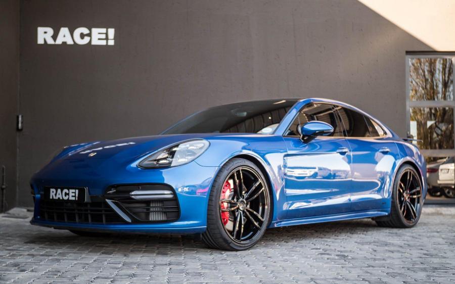 Porsche Panamera Turbo by TechArt & RACE! '2018